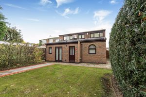 Rear elevation - click for photo gallery